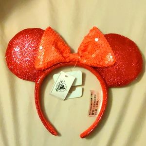 Disney Minnie ears, bright Pink
